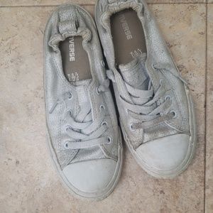 Girls converse shoes used condition